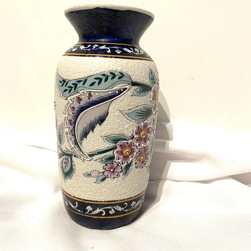 unique hand panted floral mid‎ to large size flower vase